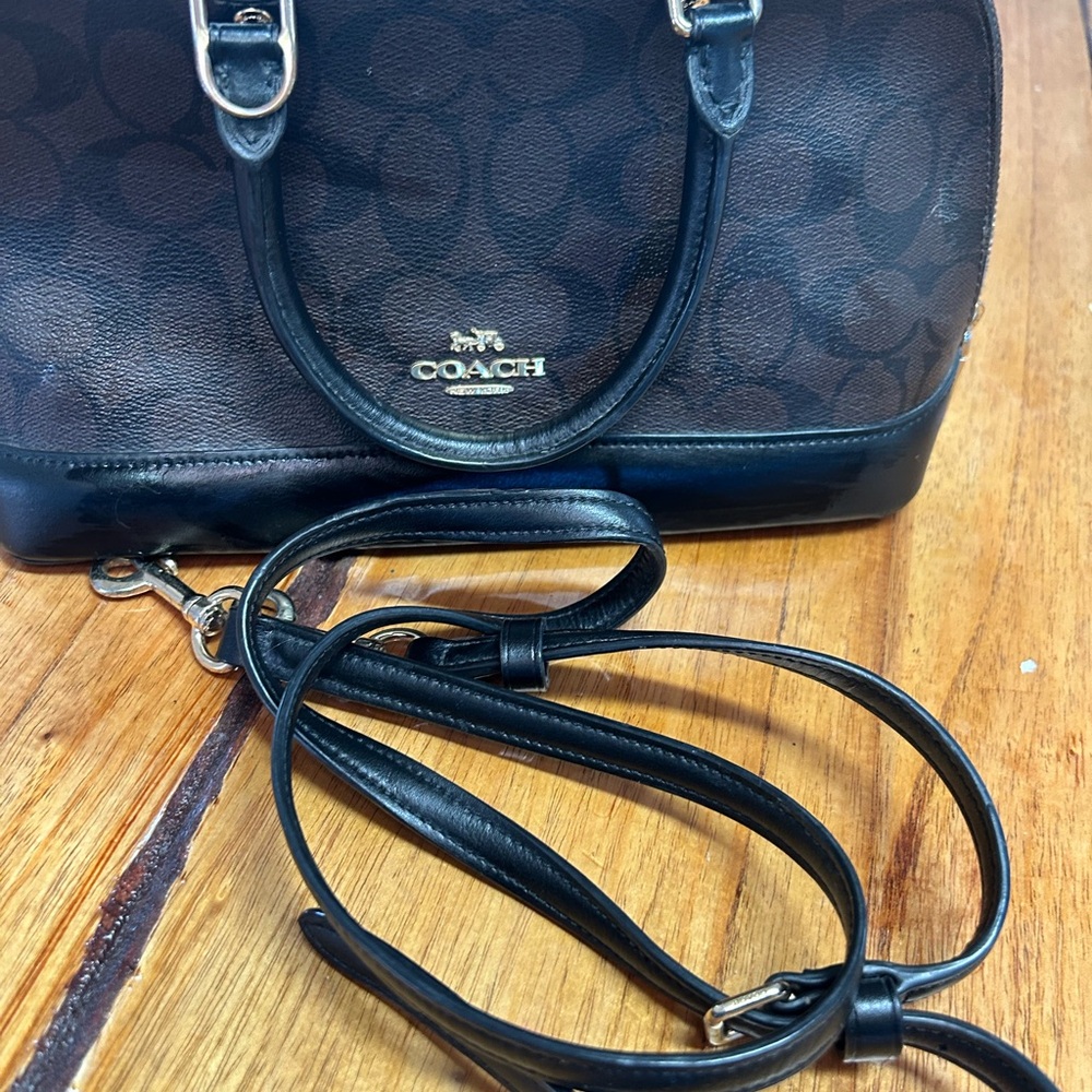 Coach Brown Signature Dome Satchel with Black Trim - Picture 10 of 10